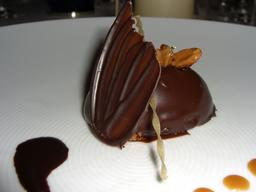 Close-up photo of the Feuillentine dessert dish