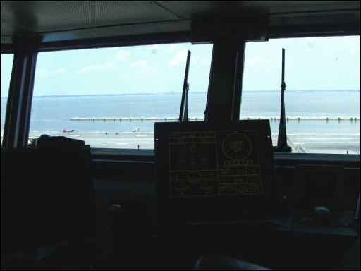 [t1-d3-06-bridge-monitor.jpg]