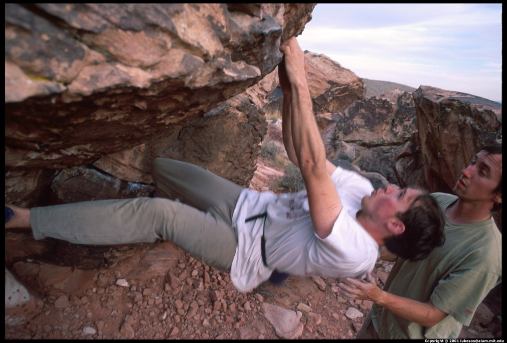 Dave_bouldering_1