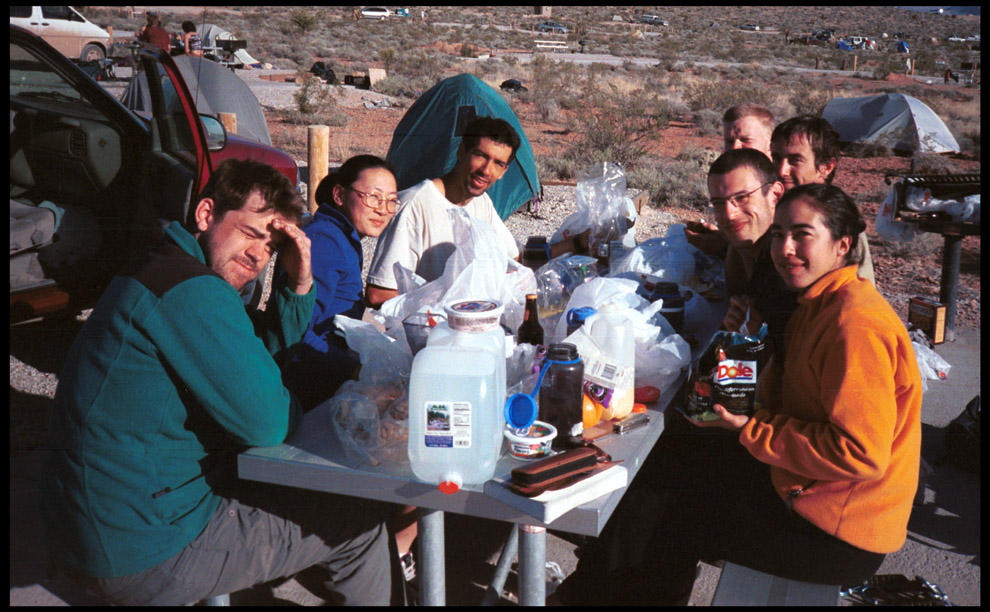 campground_group_breakfast