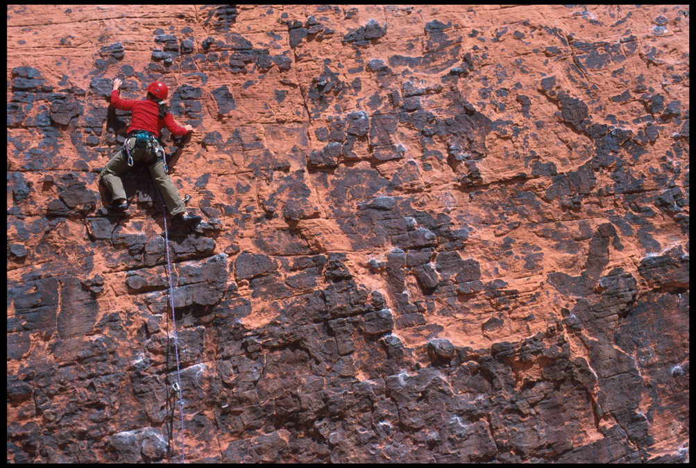 Christine_RR_Panty_Wall_climbing_2